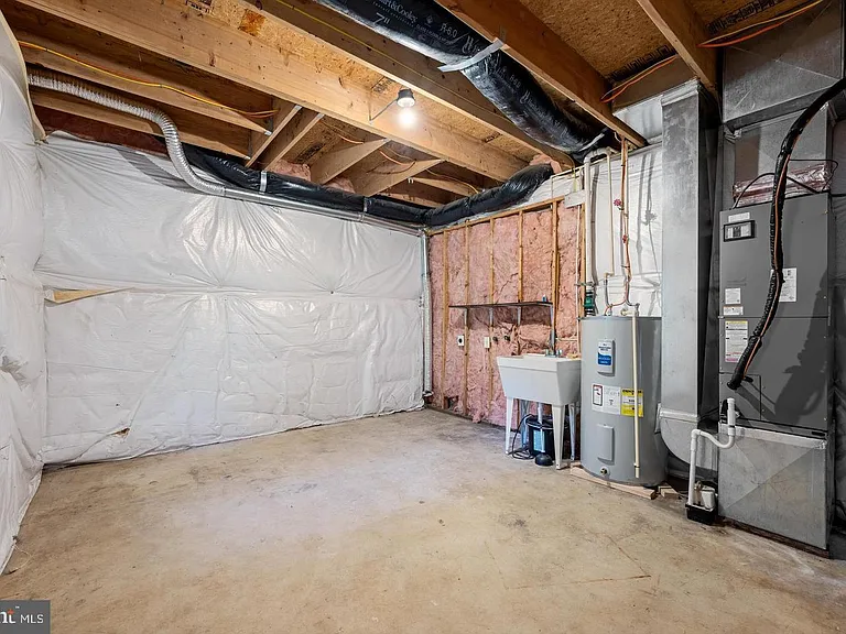 175 Easy Hollow Rd — Photo 23