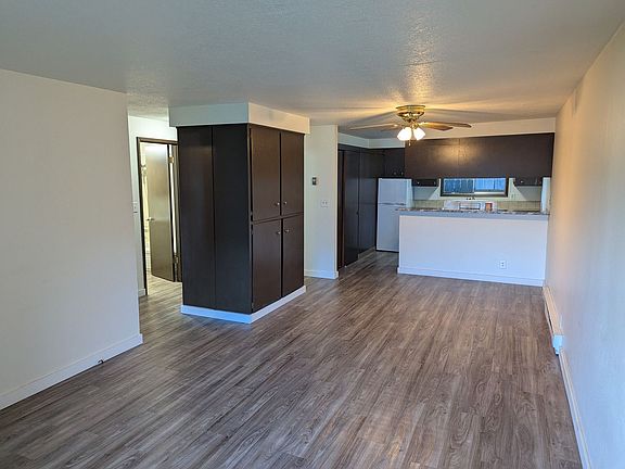 4th image of 5002-5024 Elizabeth St N #5016