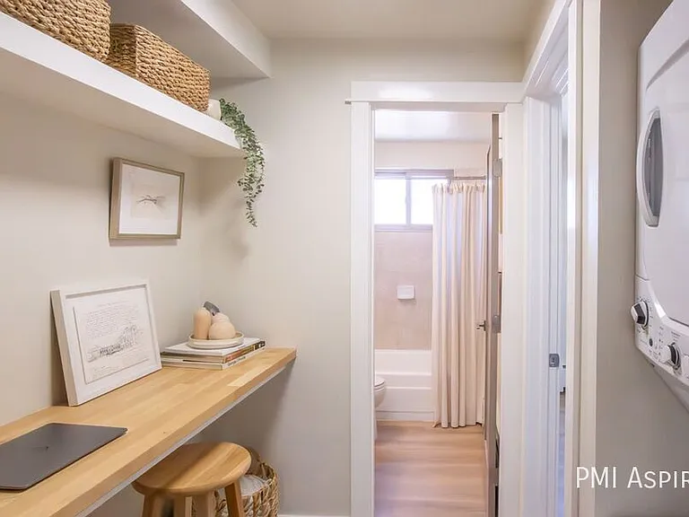 1335 N Gaylord St #102 — Photo 3