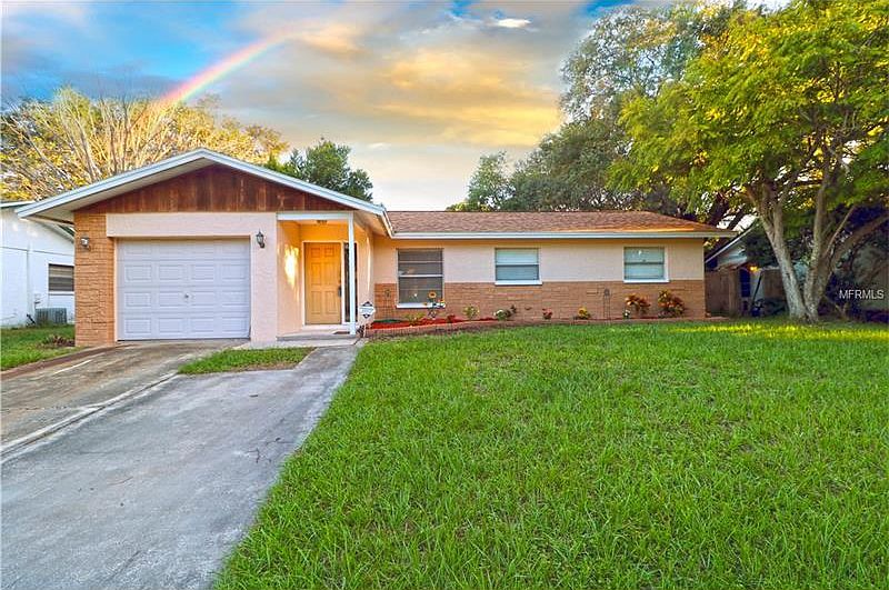 1st image of 1601 Amberlea Dr N