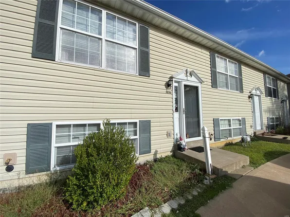 1030 Arlington Ct, Warrenton, MO 63383
