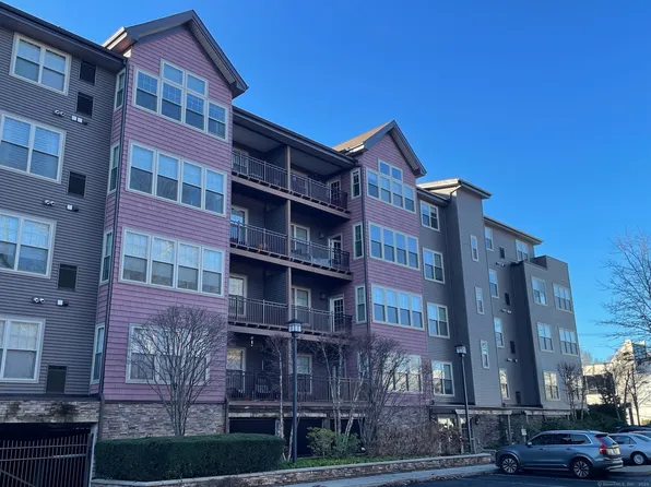 100 Richards Avenue APT 206, Norwalk, CT 06854