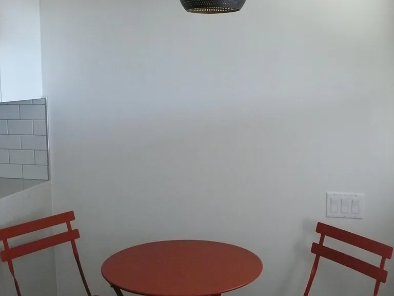754 N Avenue 66 — Photo 3