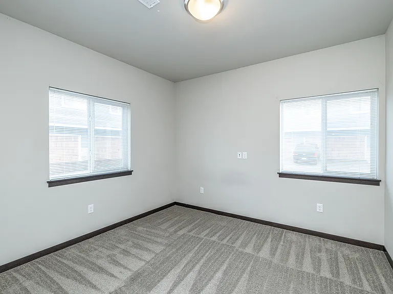 Falcon Heights Townhomes — Photo 5