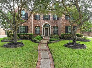 53 Twin Valley Dr, Sugar Land, TX 77479