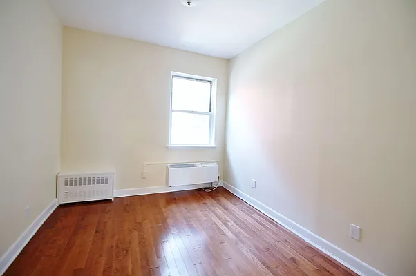 Rented by Julianna Realty Corp | media 29