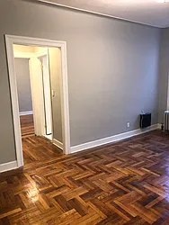 Rented by Chana Ofek, LREB