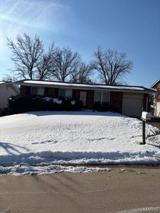 10938 Mugan Dr, Saint Louis, MO, 63123