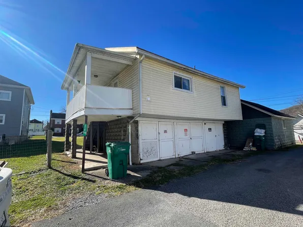 219 1/2 Fairview Ave, Clarksburg, WV 26301