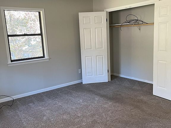 2nd image of 110 Windsong Dr