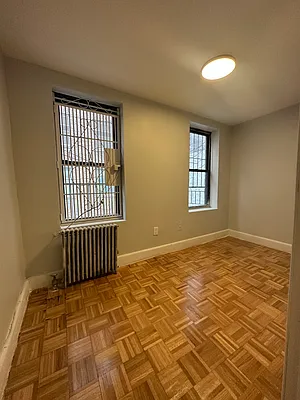 Rented by Peter R. Hungerford, LREB | media 10