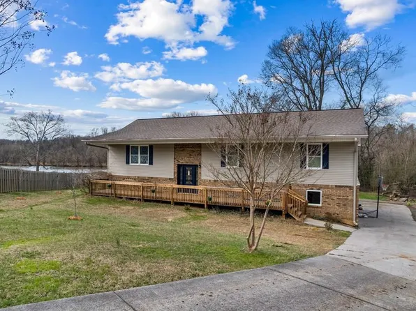 1857 River Vista Cir, Sevierville, TN 37876