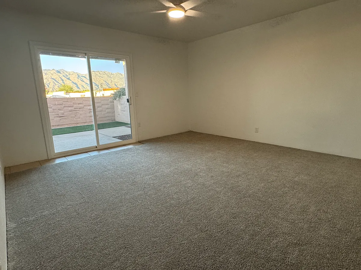Building Photo - 4209 E Blanton Rd