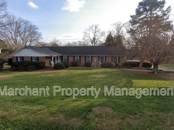 512 Devenger Rd, Greer, SC 29650