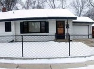 715 Delius St, Aurora, IL 60505