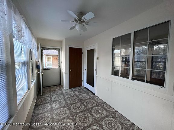 5th image of 36C Easton Drive