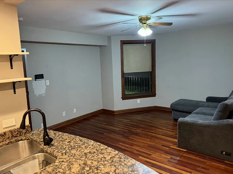 1317 W Taylor St #1R — Photo 7