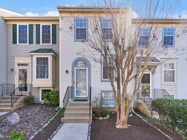 6611 Skylemar Trl, Centreville, VA 20121