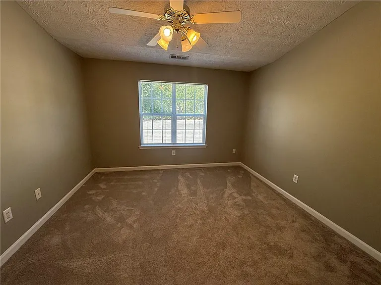 1001 Holly Dr #207 — Photo 12