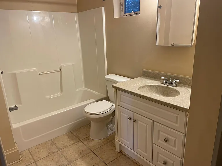 389 Valinda Pl #1 — Photo 5