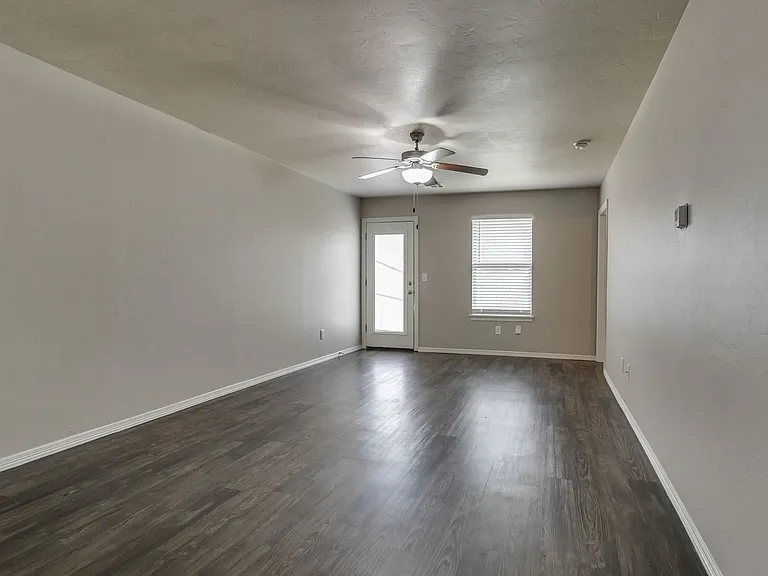2149 Buena Vida Ln — Photo 5