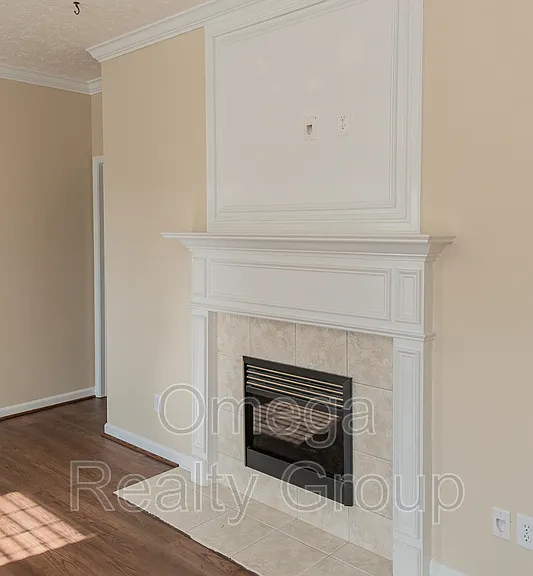 521 McGregor Ct — Photo 9