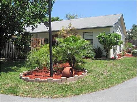 1st image of 4454 Walden Cir