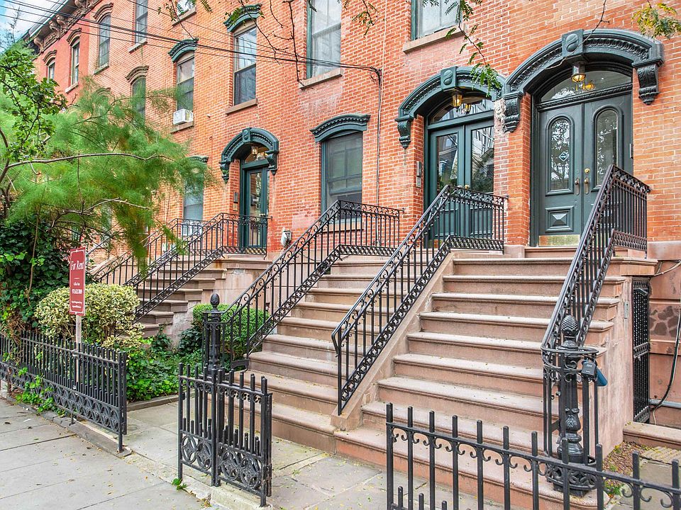 1st image of 146 Sussex St #G