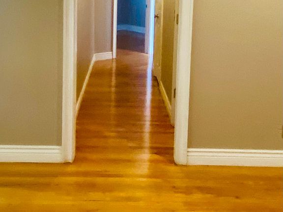 5th image of 867 Park Dr