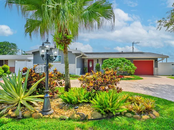 8890 NW 10th Street, Pembroke Pines, FL 33024