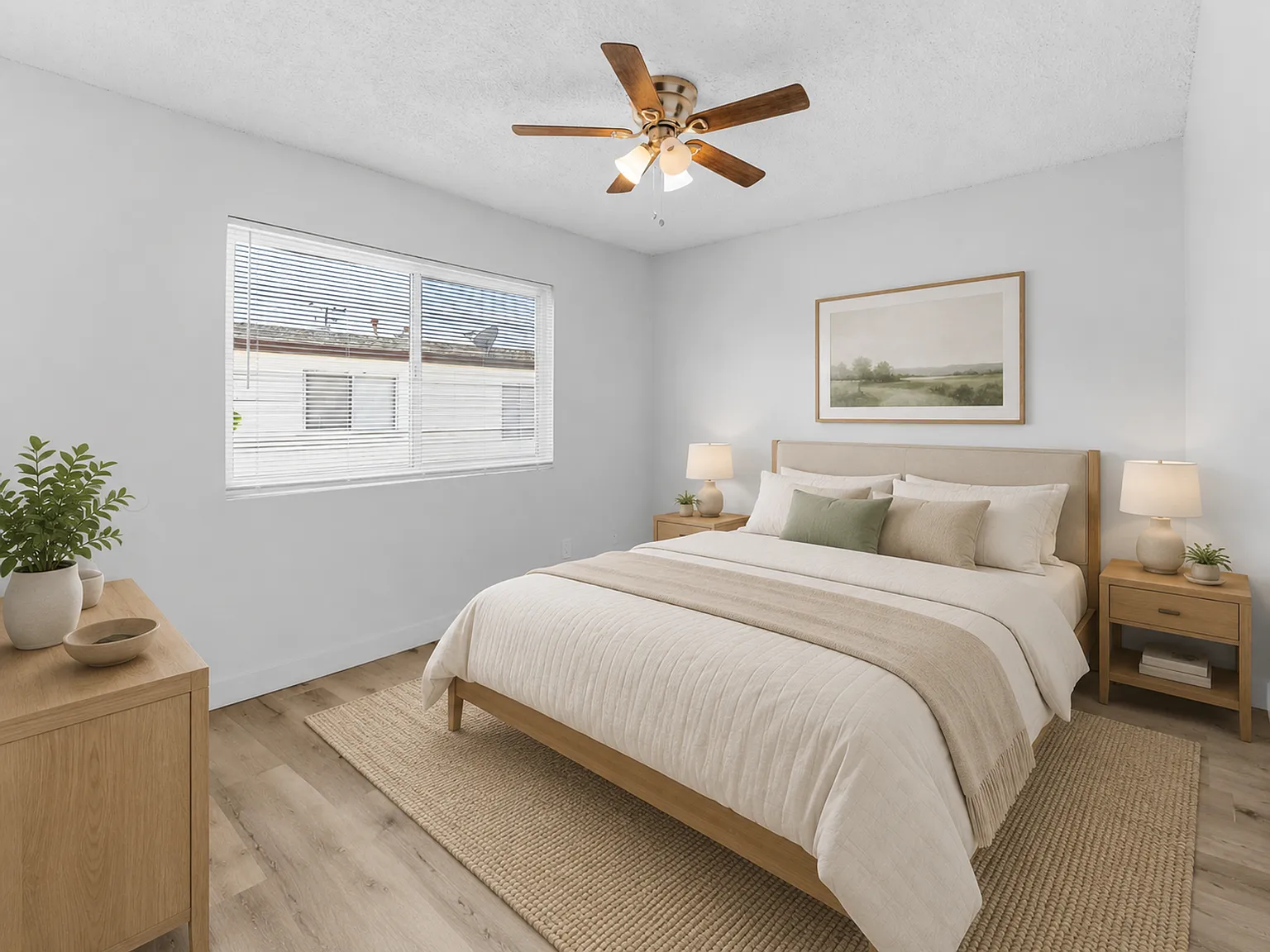 1050 Gaviota Avenue — Photo 3