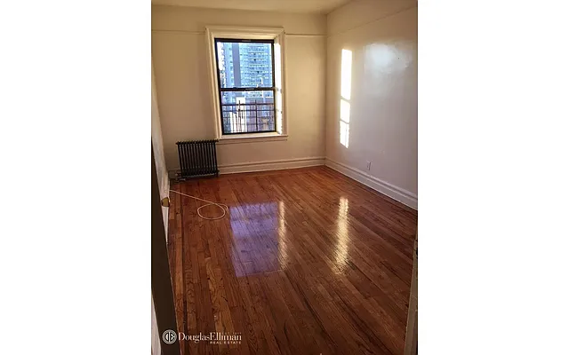 Rented by Douglas Elliman | media 8