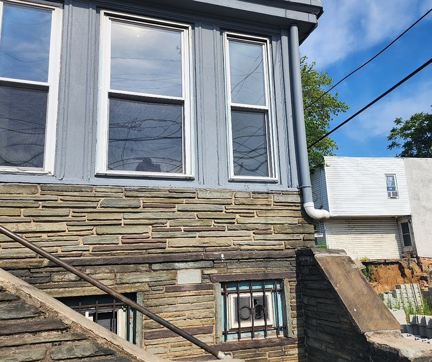 1st image of 4672 Stenton Ave