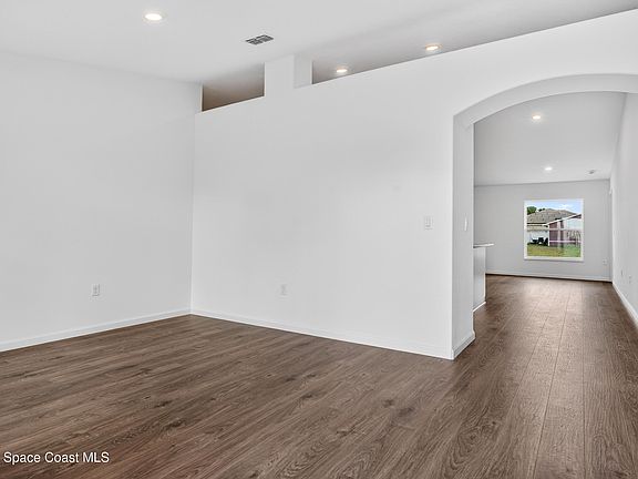 2nd image of 1098 Big Horn Cir NW
