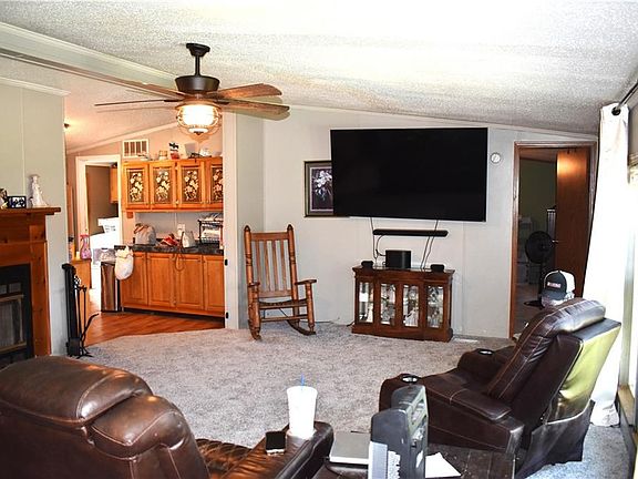 2nd image of 424 Leidy St