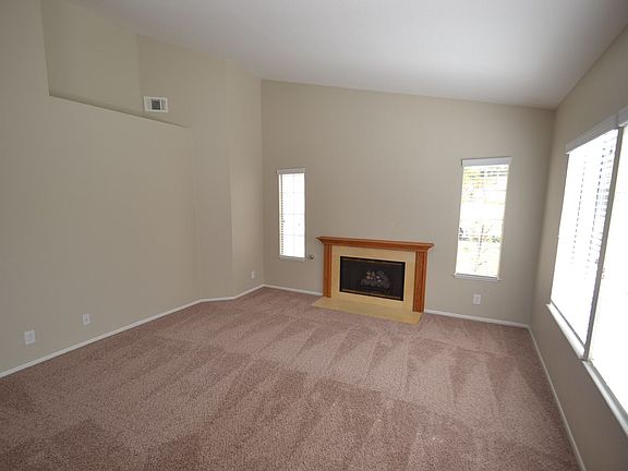 4th image of 24345 Via Briones