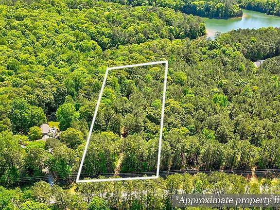 3rd image of 2917 Ruckersville Road