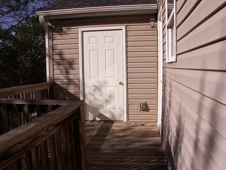 120 Cardinal Ct #C — Photo 12