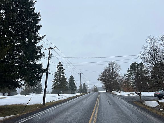 5th image of 3121 Lake Moraine Rd