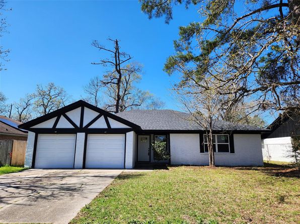 29515 Brookchase Dr, Spring, TX 77386