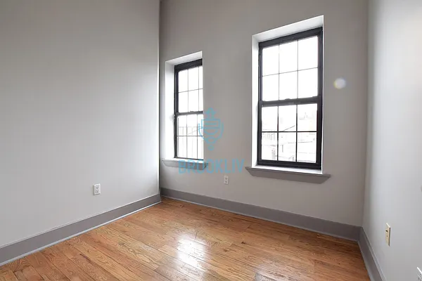 Rented by null | media 9
