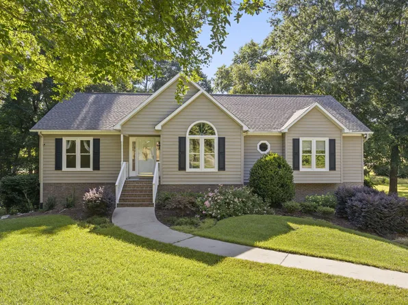 5829 Bluejay Dr, Sanford, NC 27332