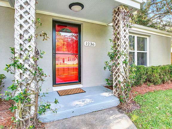 4th image of 1236 Parkwood Estates Dr