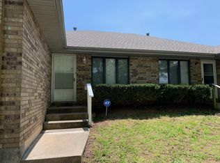 3048 W Edgewood St, Springfield, MO 65807