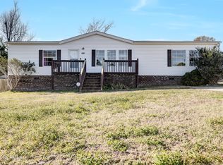 402 Sethwood Ct, Richlands, NC 28574