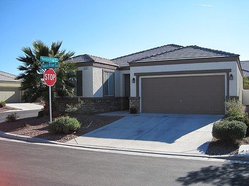2nd image of 7213 Fountain Village Ave