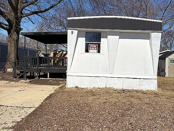 2nd image of 9 Heritage Dr