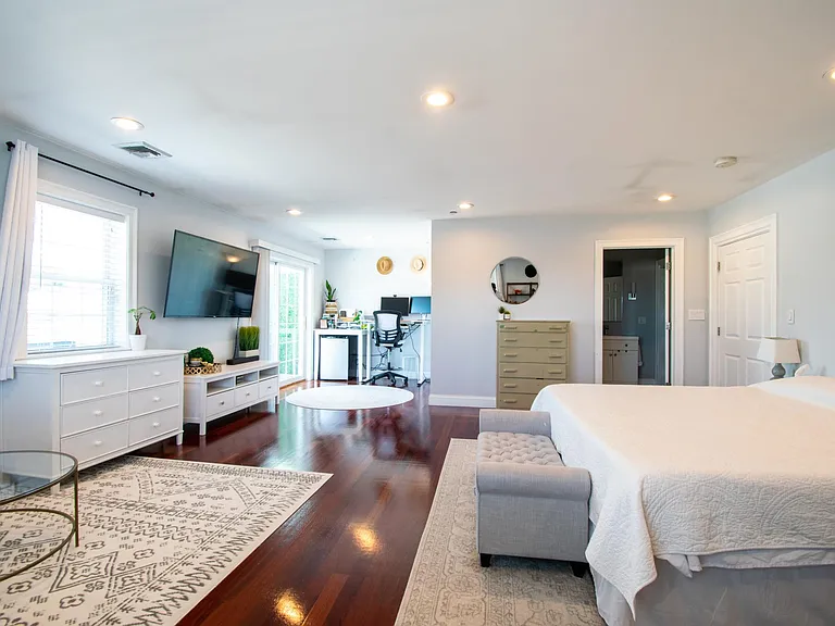 39 Fenton St #5 — Photo 14