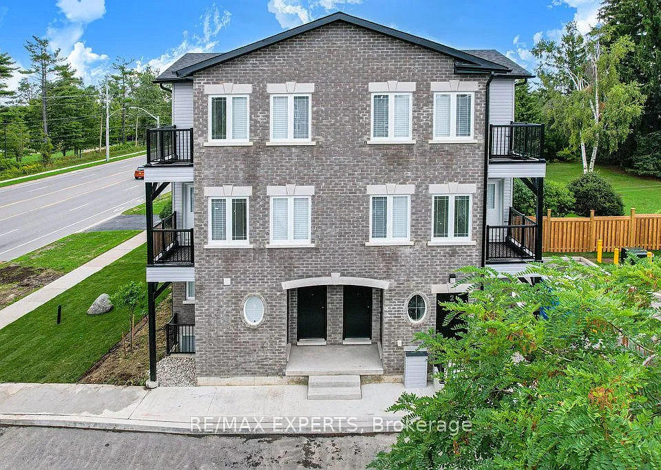 426 Veterans Dr #4