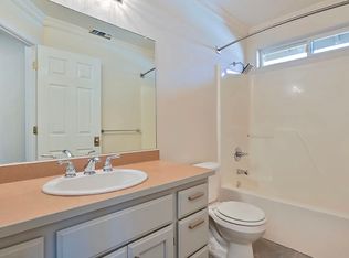 1384 Abby Ln, Grants Pass, OR 97527